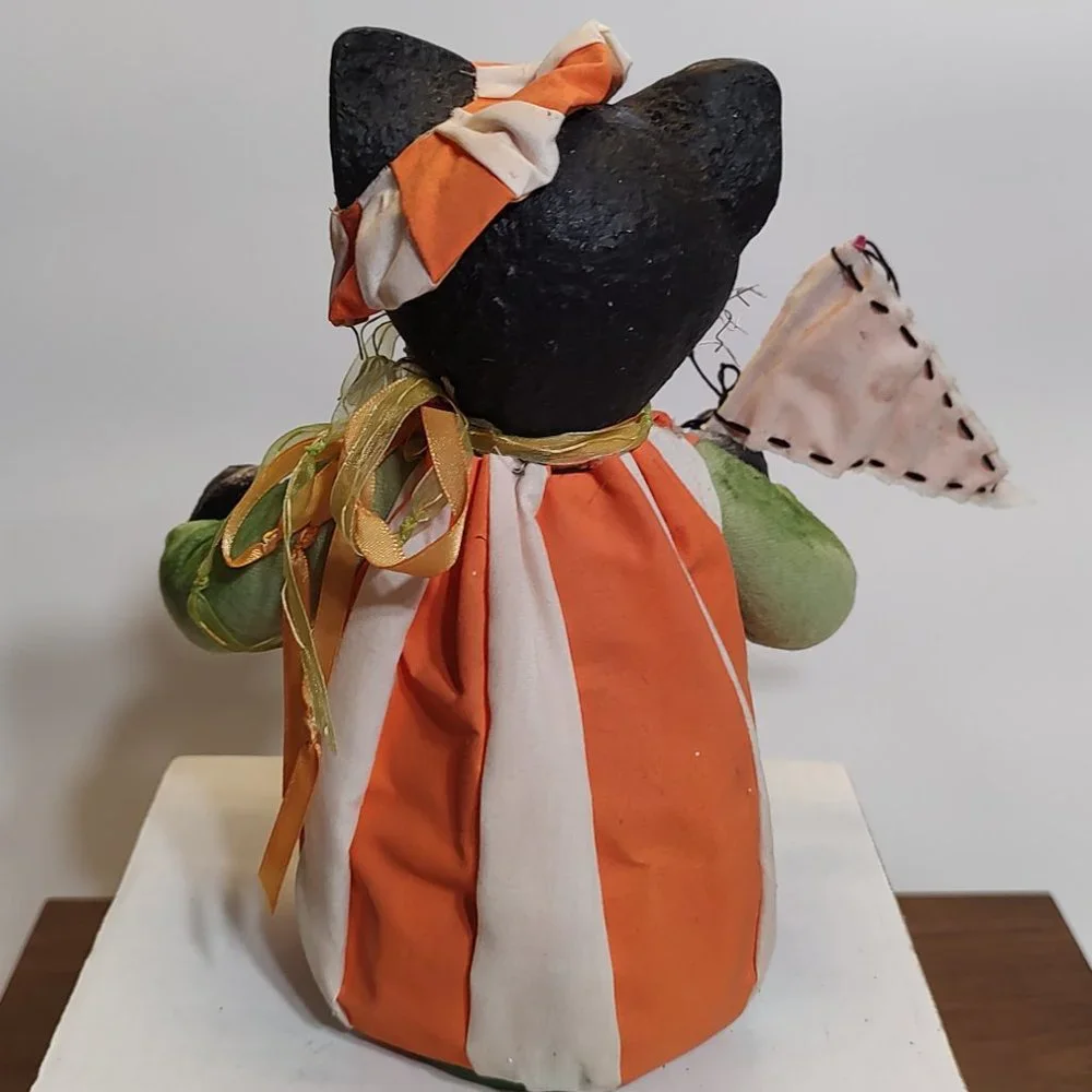 Vergie Lightfoot - Pumpkin Cat - Bethany Lowe Designs